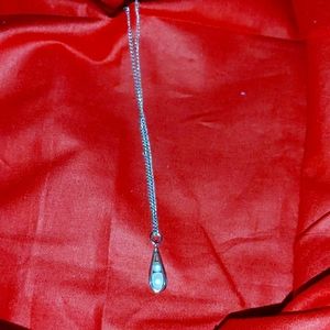 Pearl pendant with silver chain. Antique